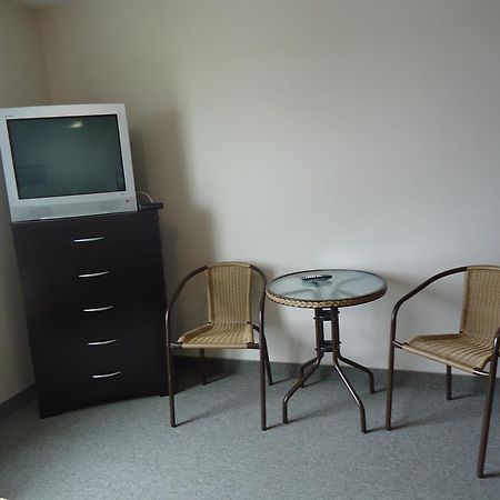 Motel Aux Ecluses Алма Екстер'єр фото